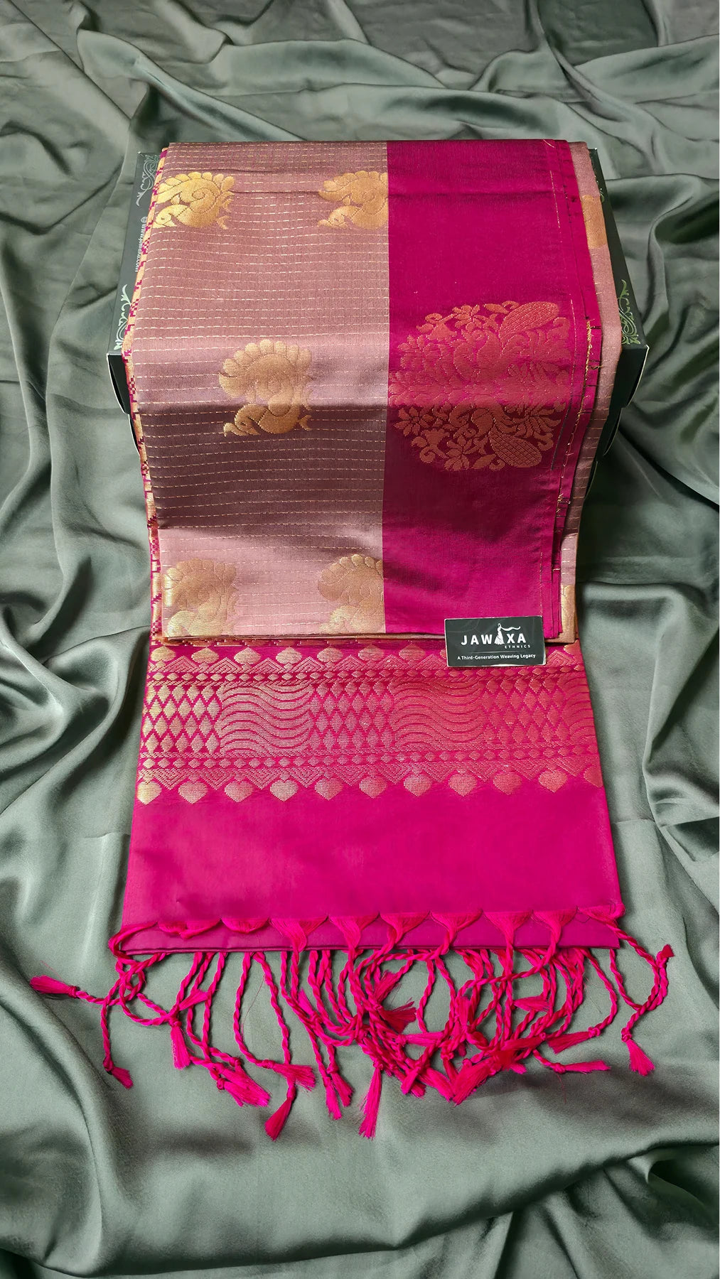 Soft Luxe - Peacocks