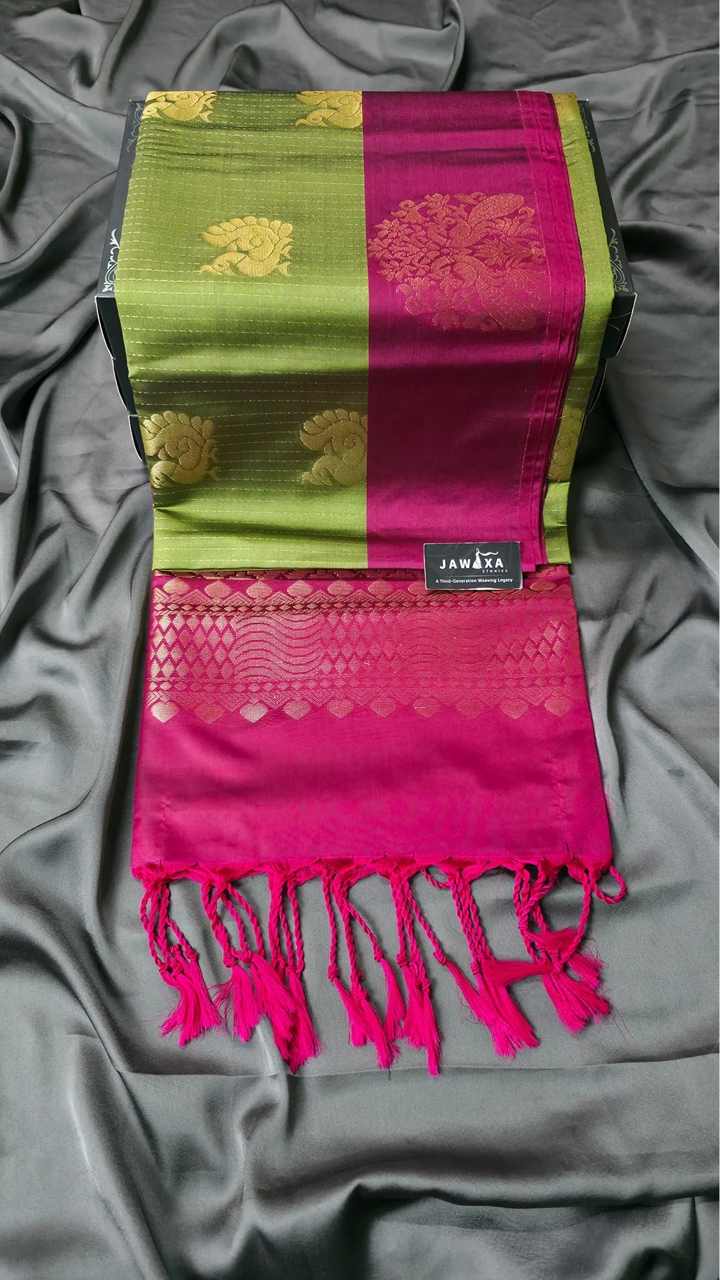 Soft Luxe - Peacocks